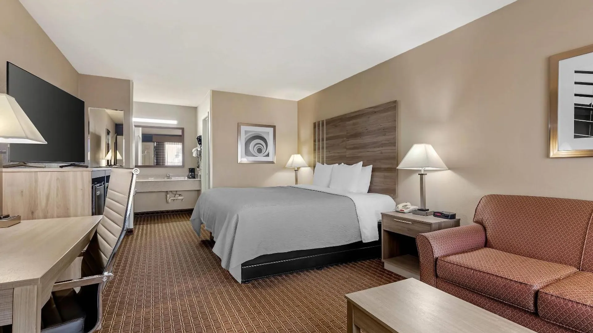 4 Budget-Friendly 2-Star Hotels Near Paris Airport Manager